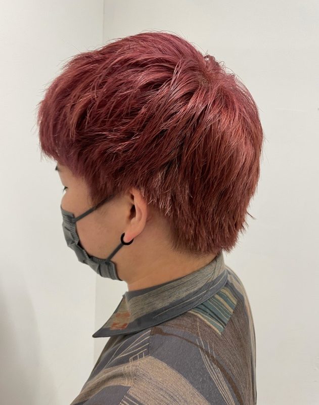 メンズ髪色 赤が大人気 ブリーチなしで出来る 色落ちは Tomohiro Makiyama